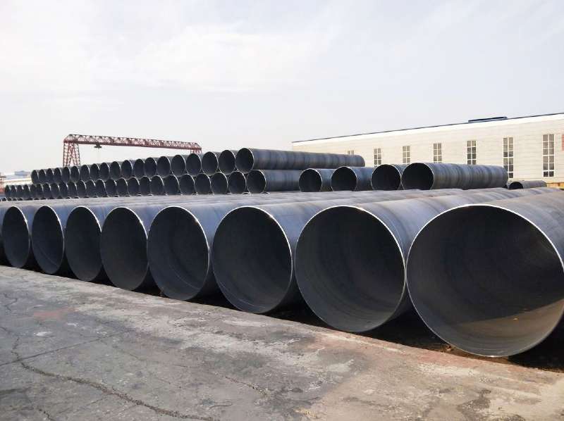 螺旋鋼管備貨區(qū)